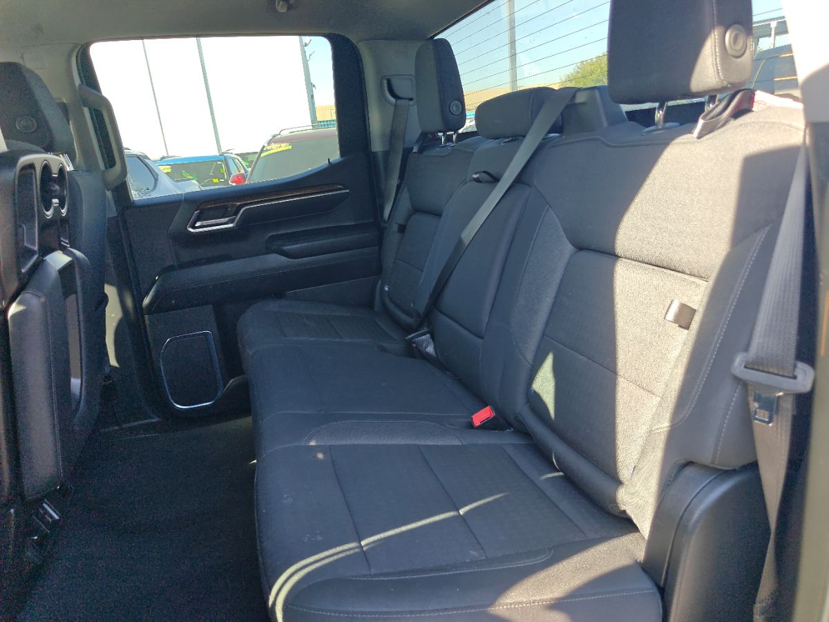 GMC Sierra photo 17