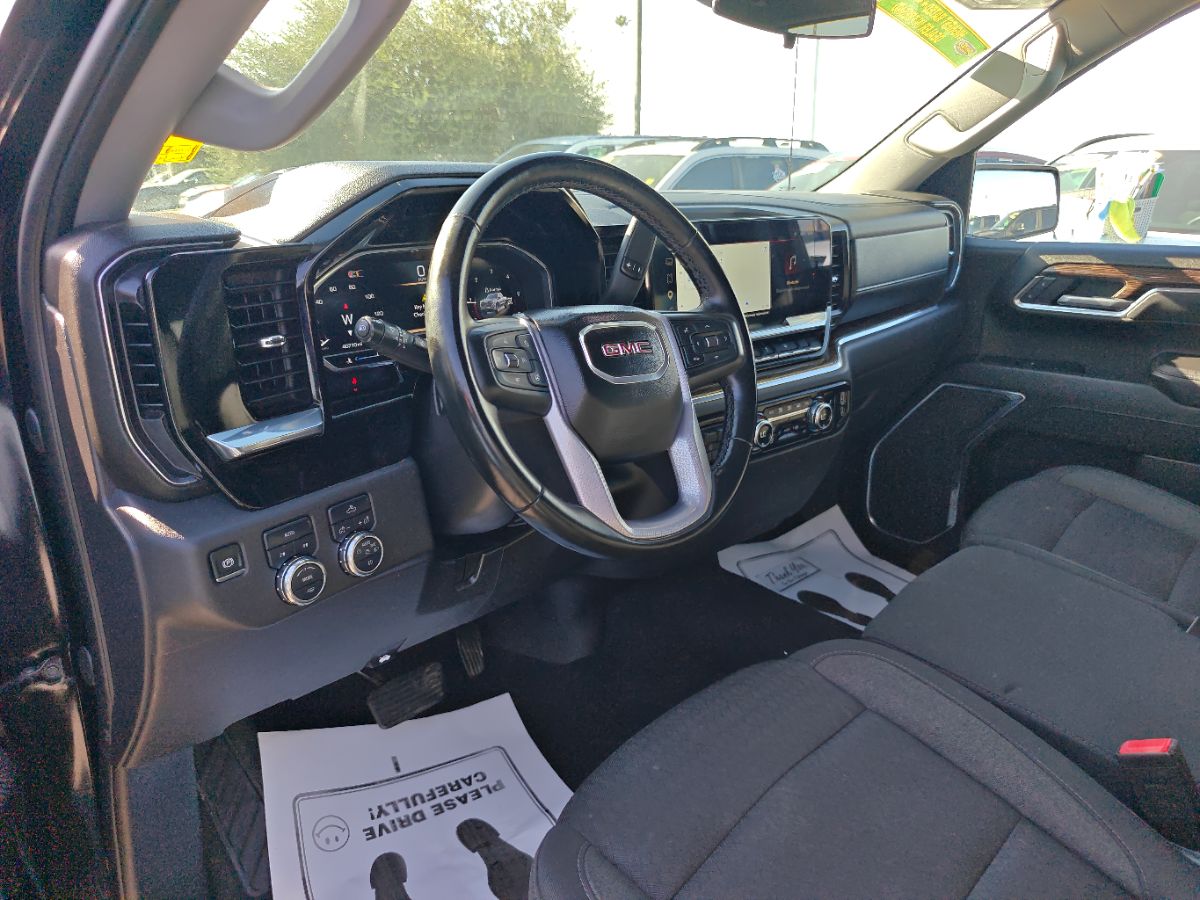 GMC Sierra photo 23