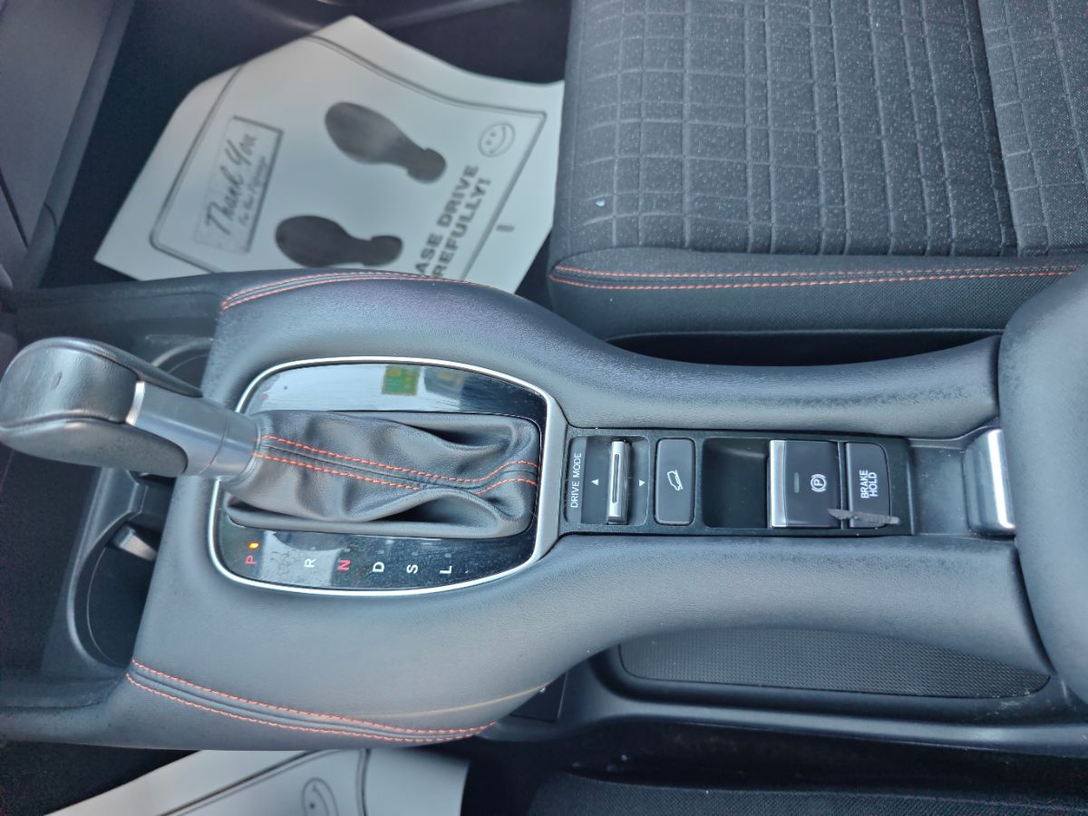 Honda HR-V photo 30