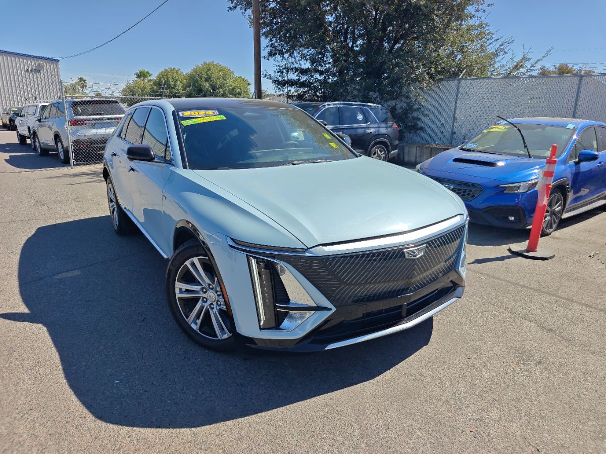Cadillac Lyriq photo 3