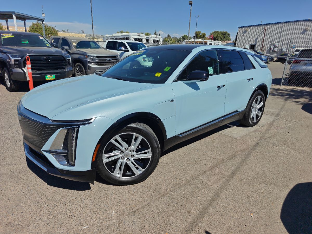 Cadillac Lyriq photo 5