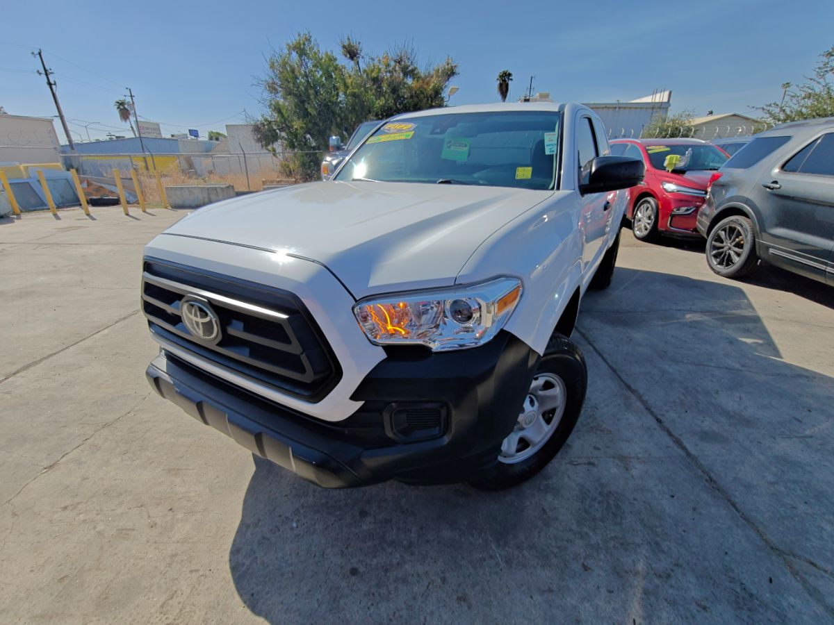 Toyota Tacoma photo 4