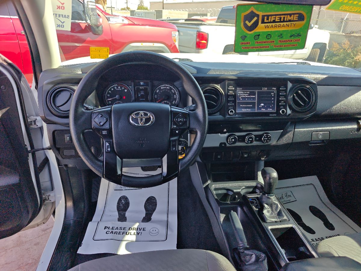Toyota Tacoma photo 19