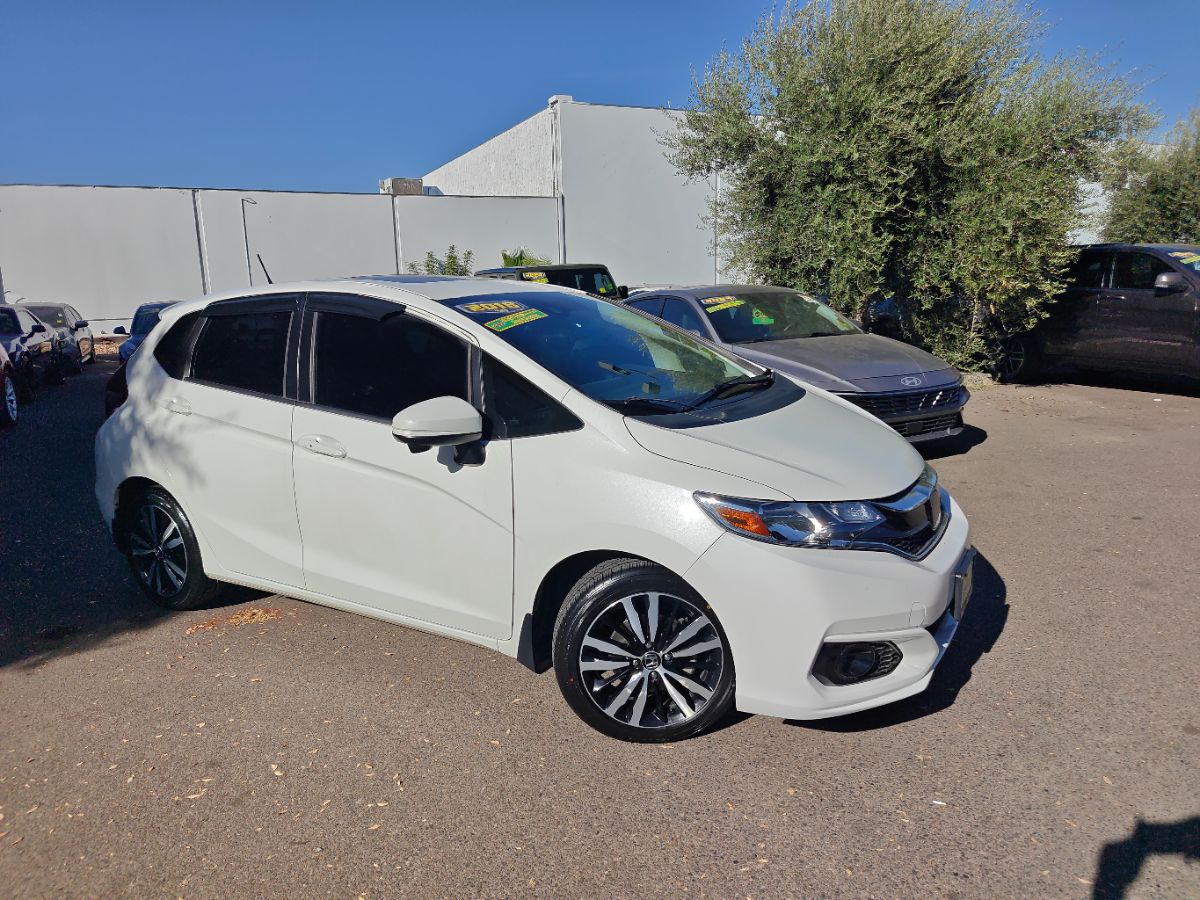 Honda Fit photo 2