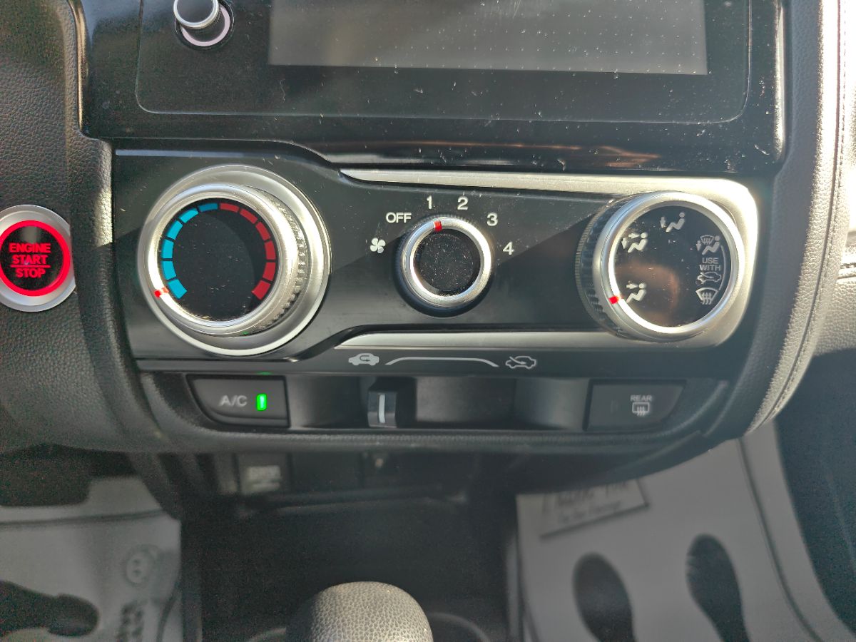 Honda Fit photo 31