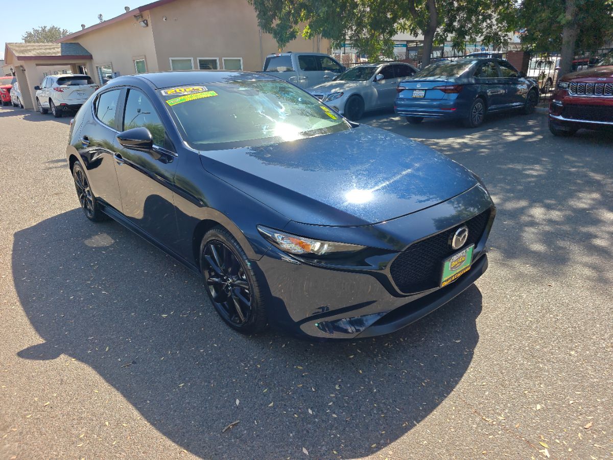 Mazda Mazda3 photo 7