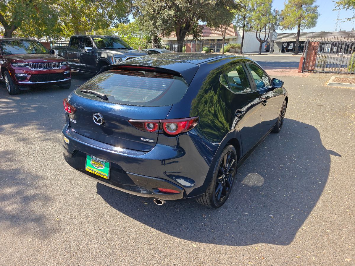 Mazda Mazda3 photo 10