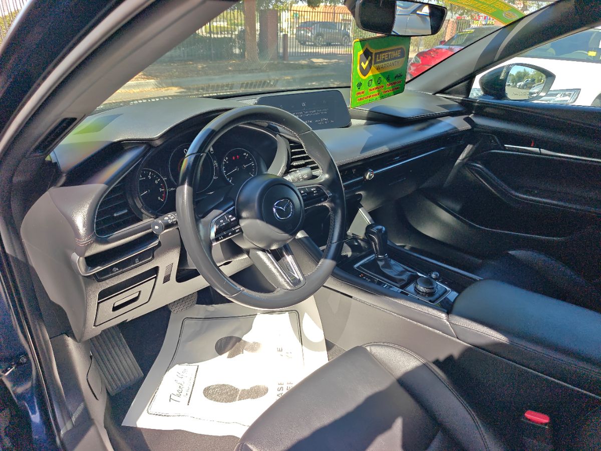 Mazda Mazda3 photo 23