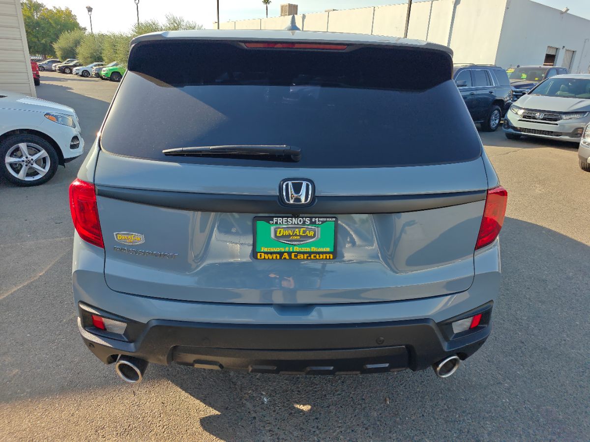 Honda Passport photo 11