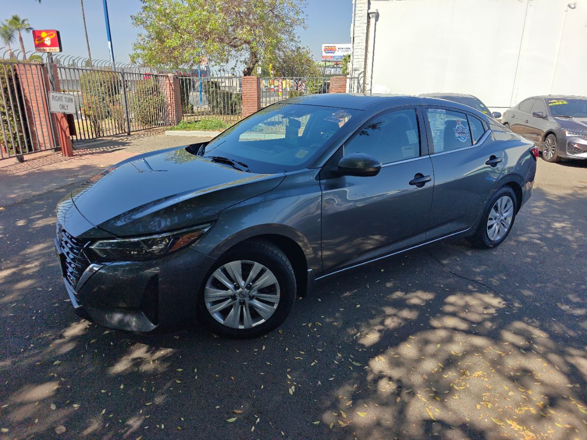 Nissan Sentra photo 5