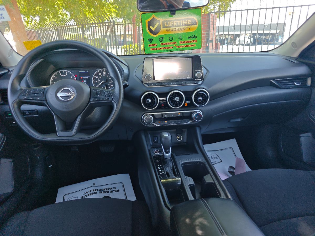 Nissan Sentra photo 19