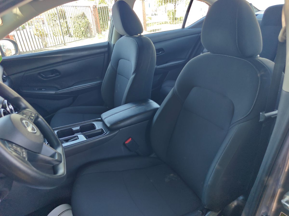 Nissan Sentra photo 22