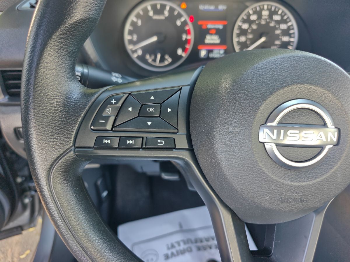 Nissan Sentra photo 25