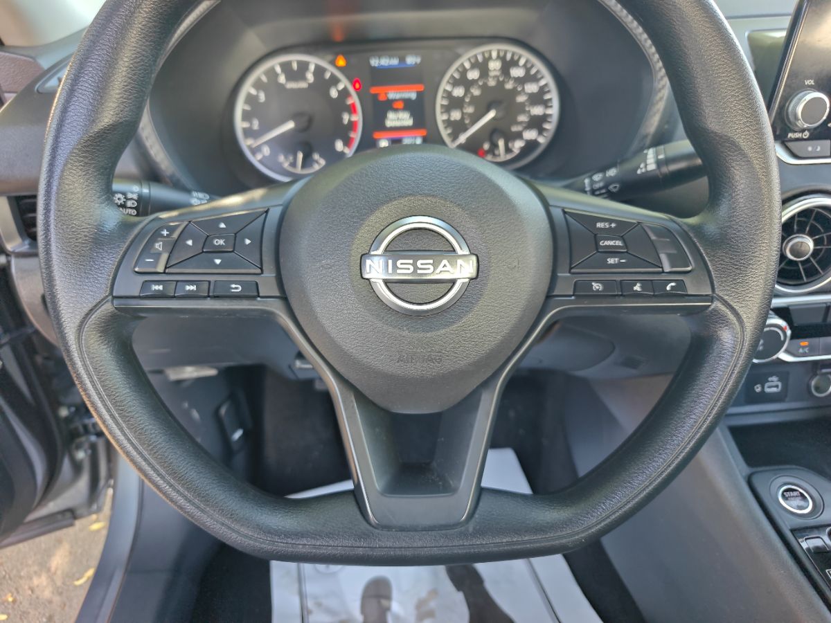 Nissan Sentra photo 27