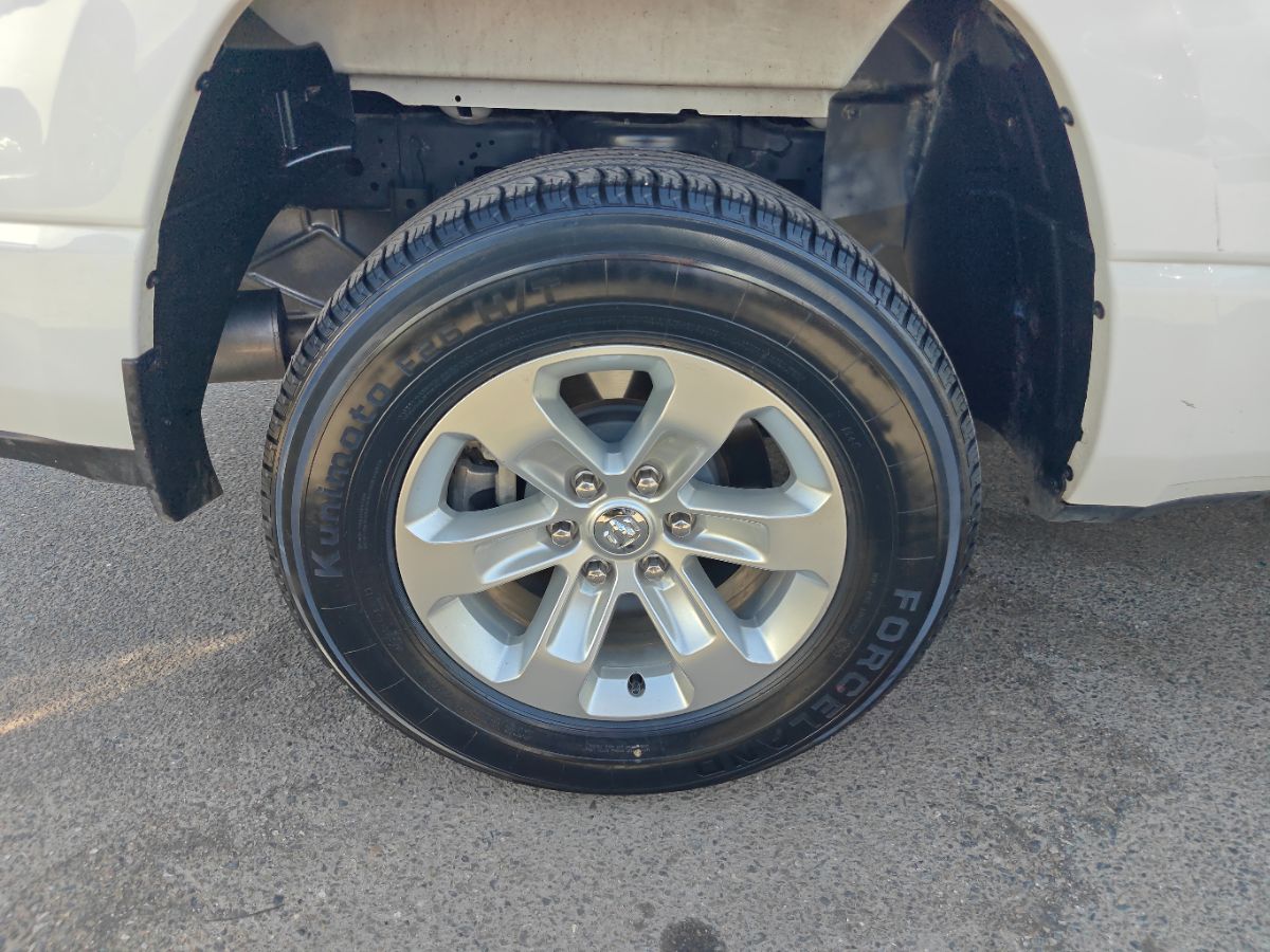 Ram 1500 photo 9