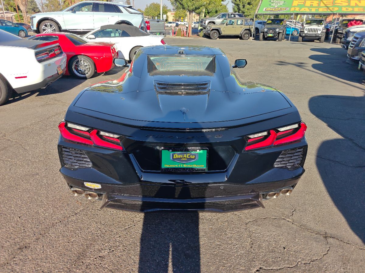 Chevrolet Corvette photo 11