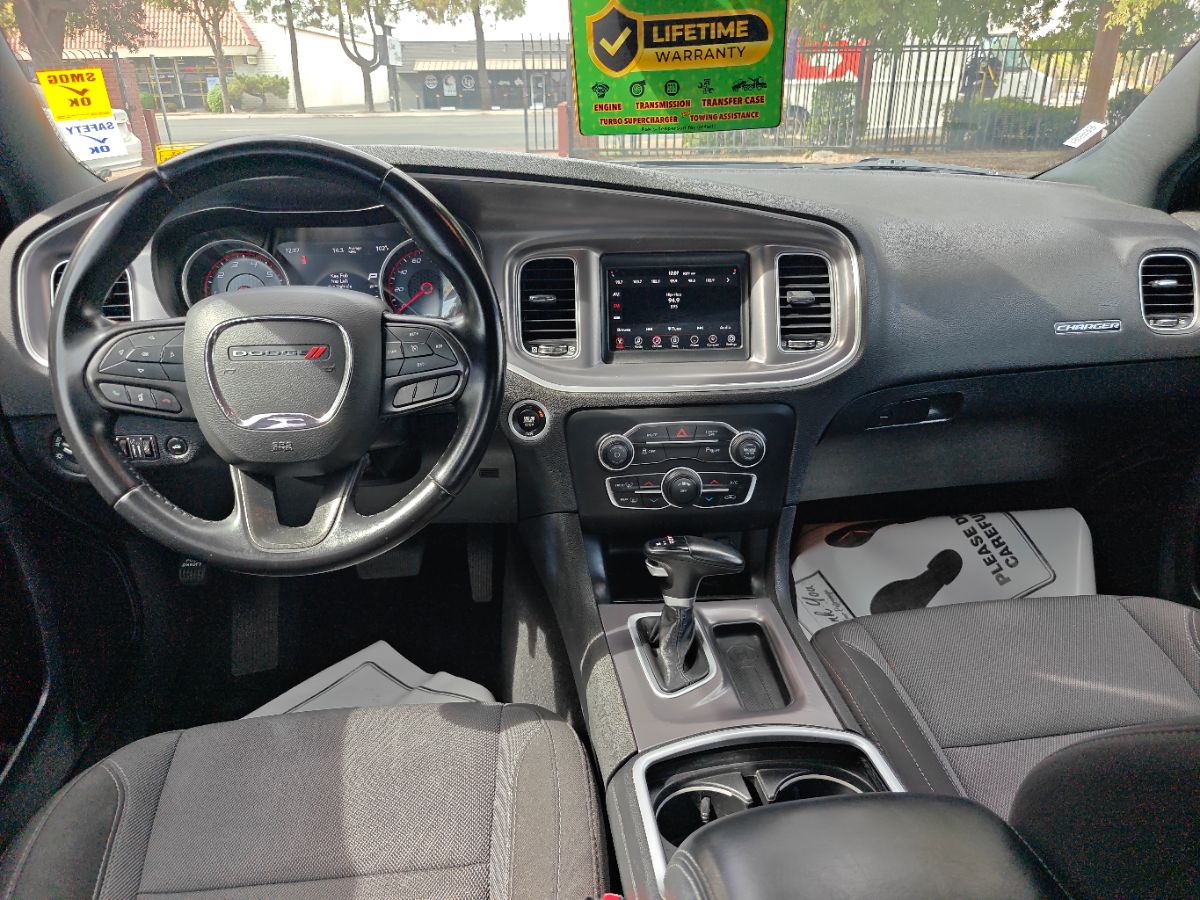 Dodge Charger photo 19