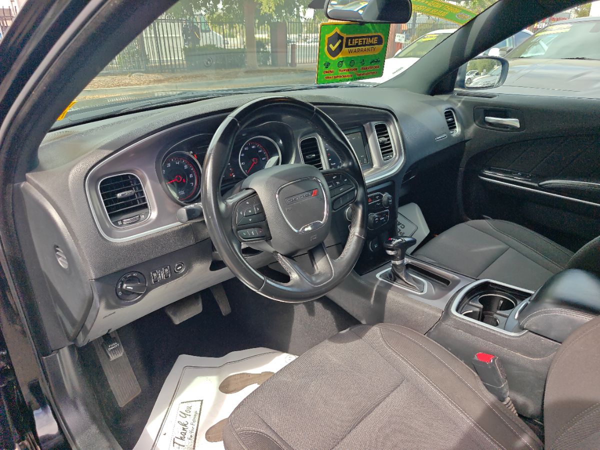 Dodge Charger photo 23