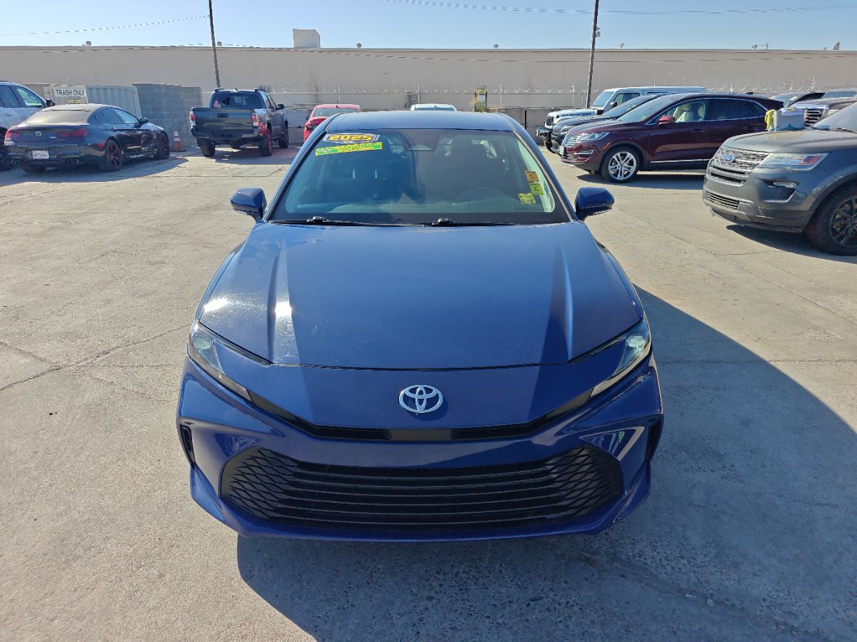 Toyota Camry photo 6
