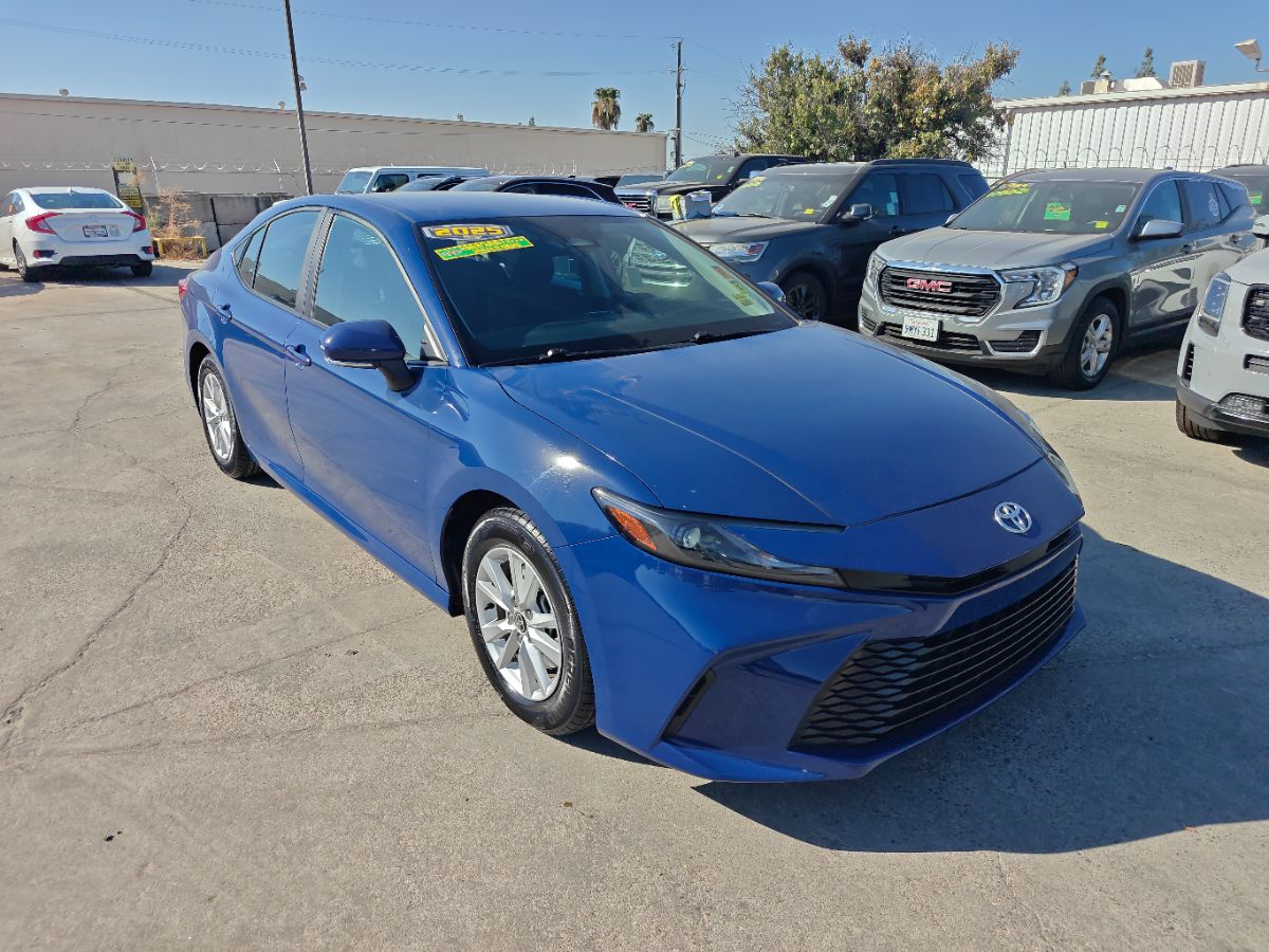Toyota Camry photo 7