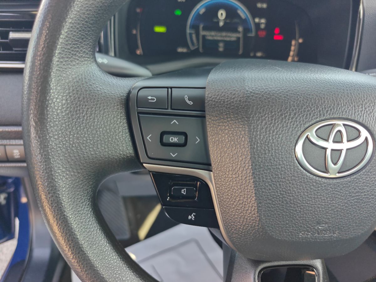 Toyota Camry photo 25