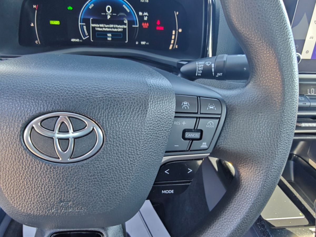 Toyota Camry photo 26