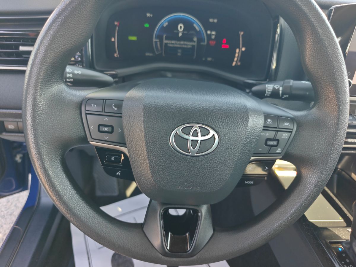 Toyota Camry photo 27