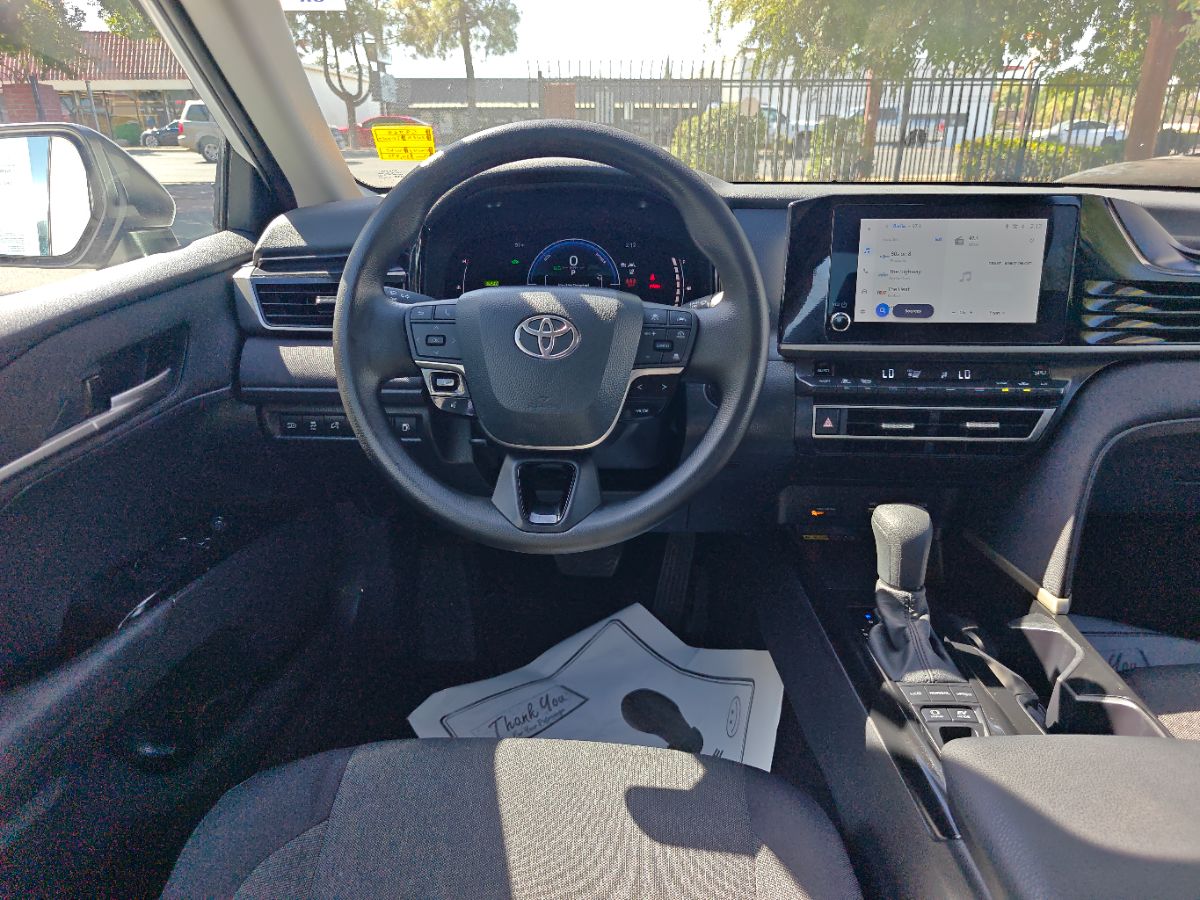 Toyota Camry photo 20