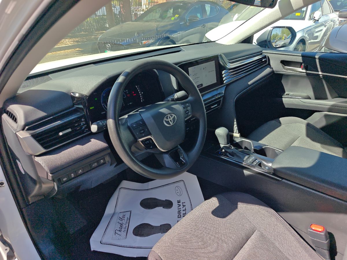 Toyota Camry photo 23