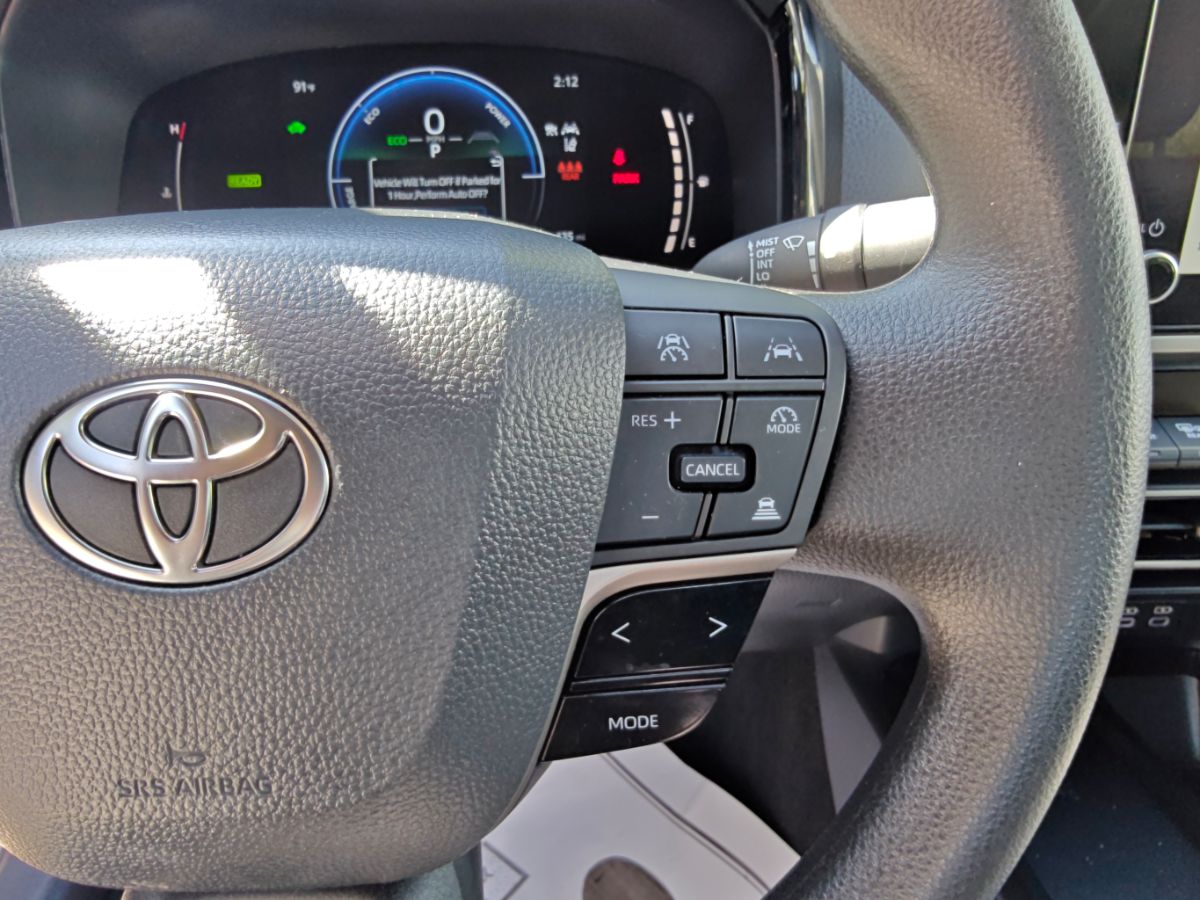 Toyota Camry photo 26
