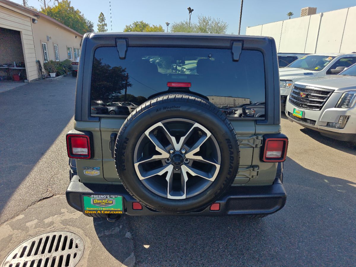 Jeep Wrangler photo 11