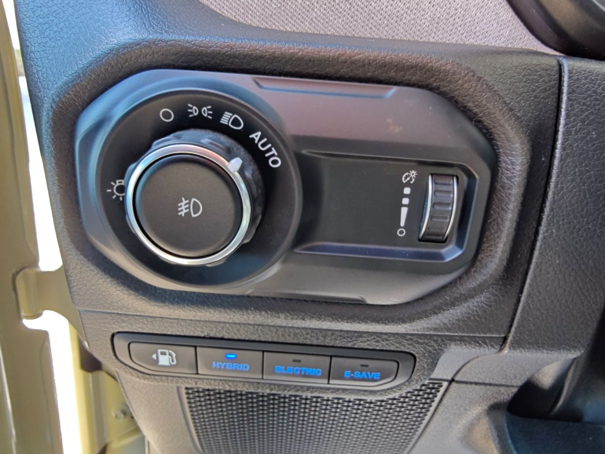 Jeep Wrangler photo 24