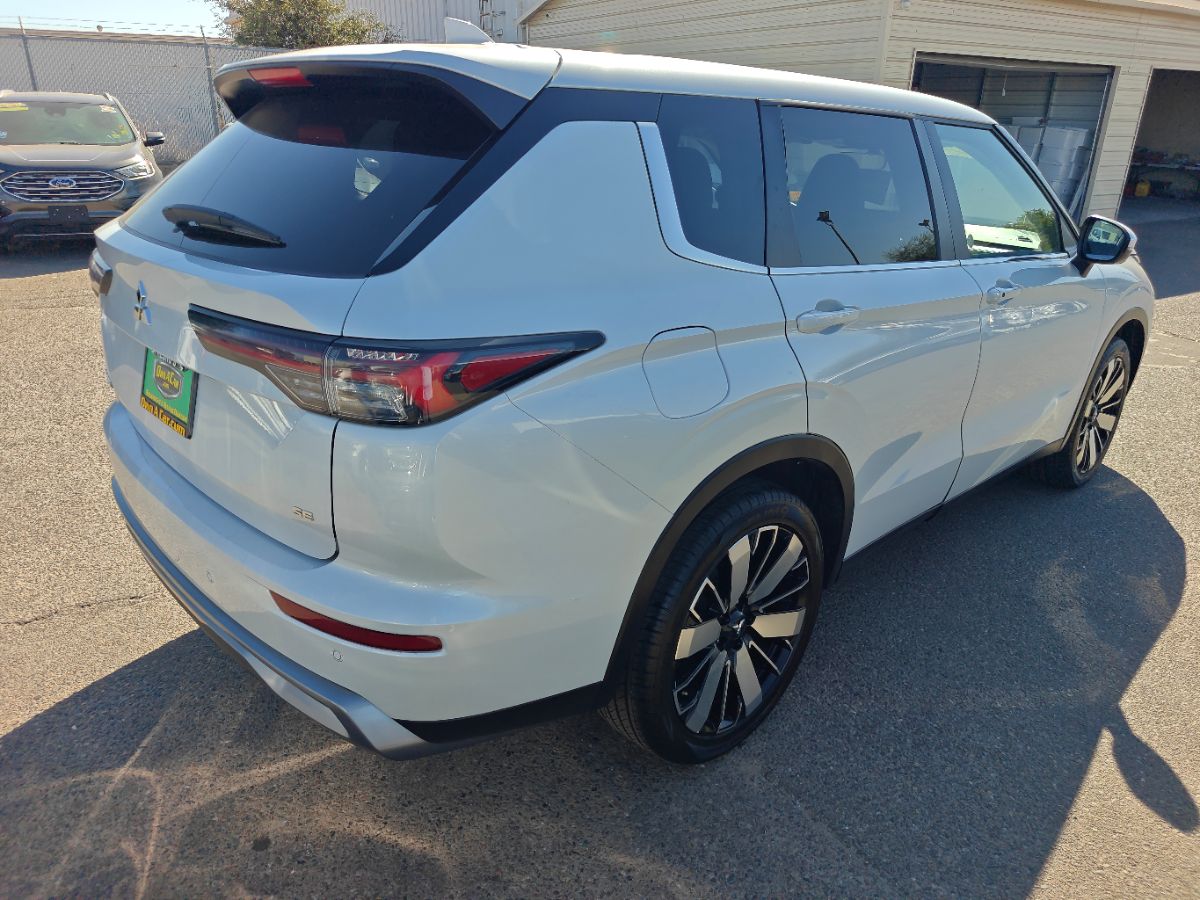 Mitsubishi Outlander photo 10