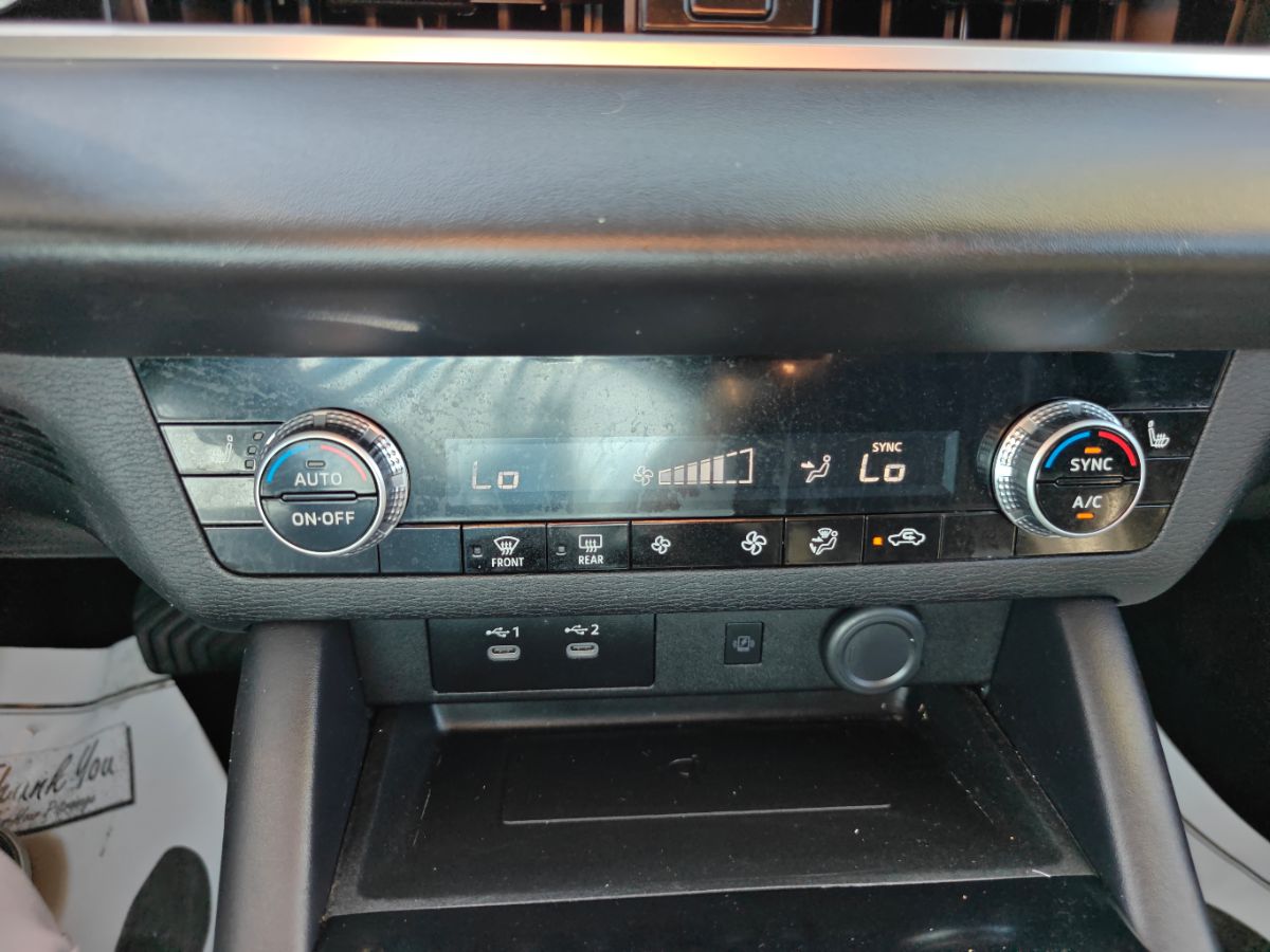 Mitsubishi Outlander photo 32