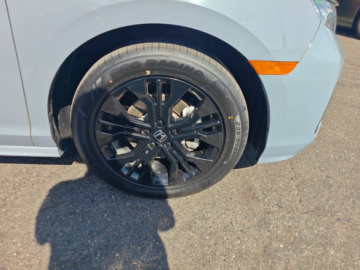 Honda Odyssey photo 8