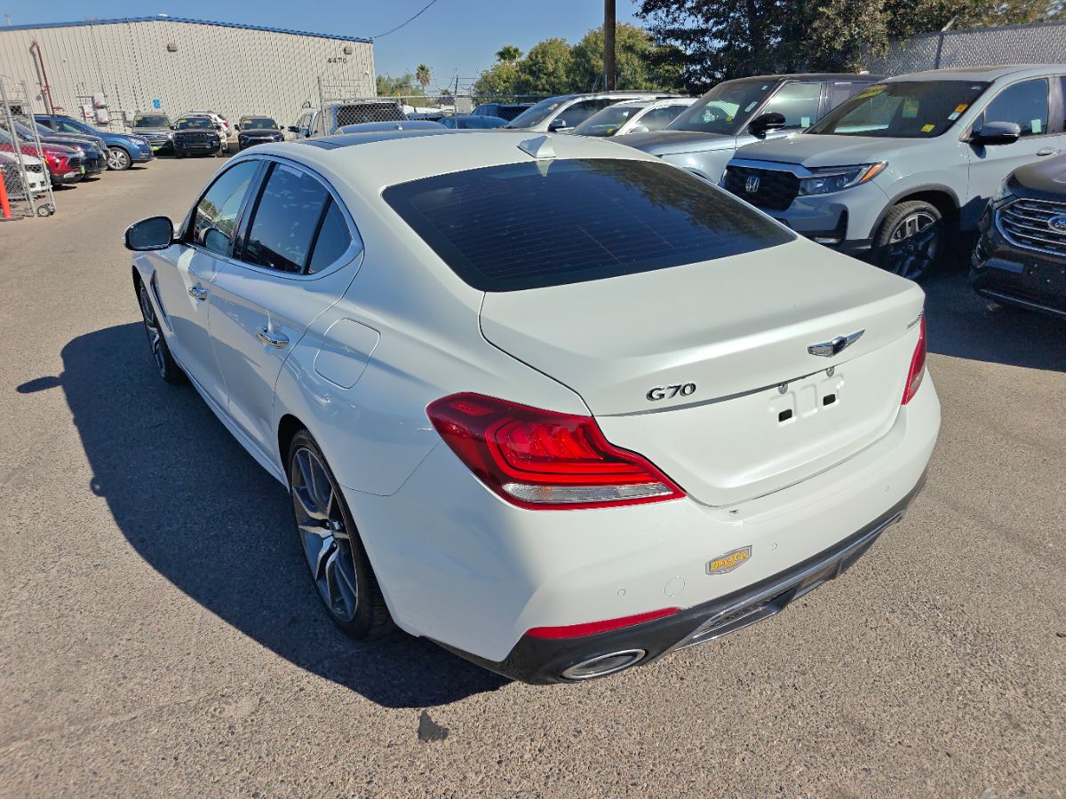Genesis G70 photo 12