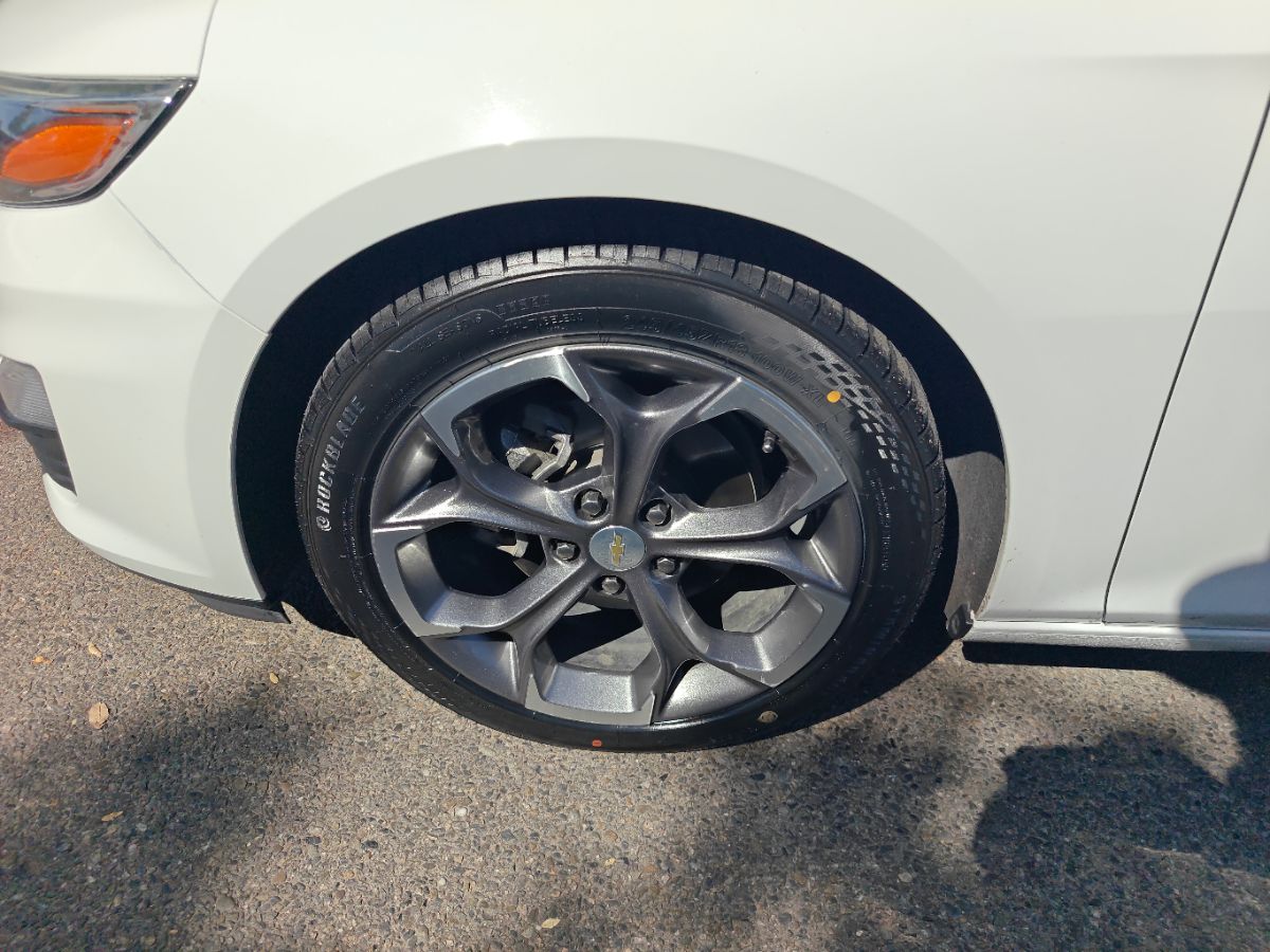 Chevrolet Malibu photo 16