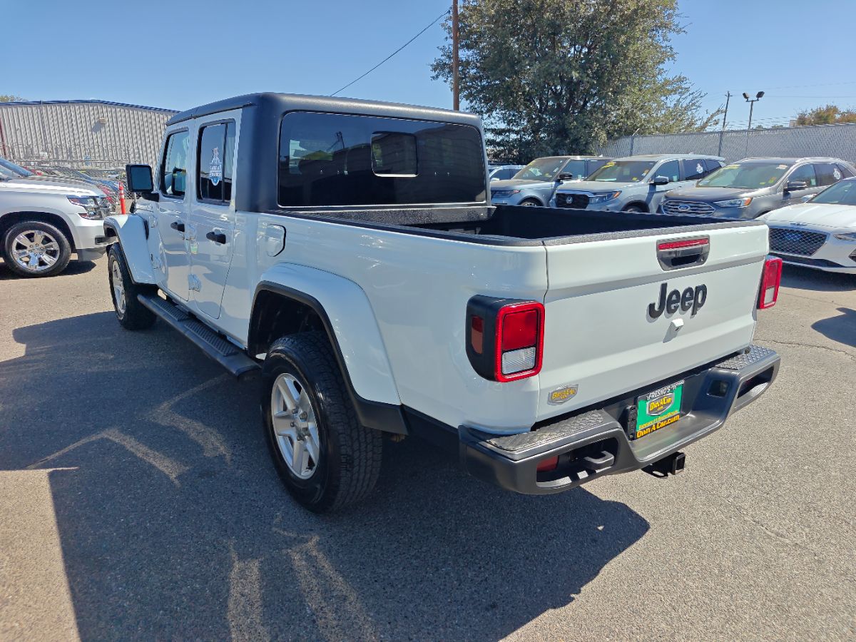 Jeep Gladiator photo 12