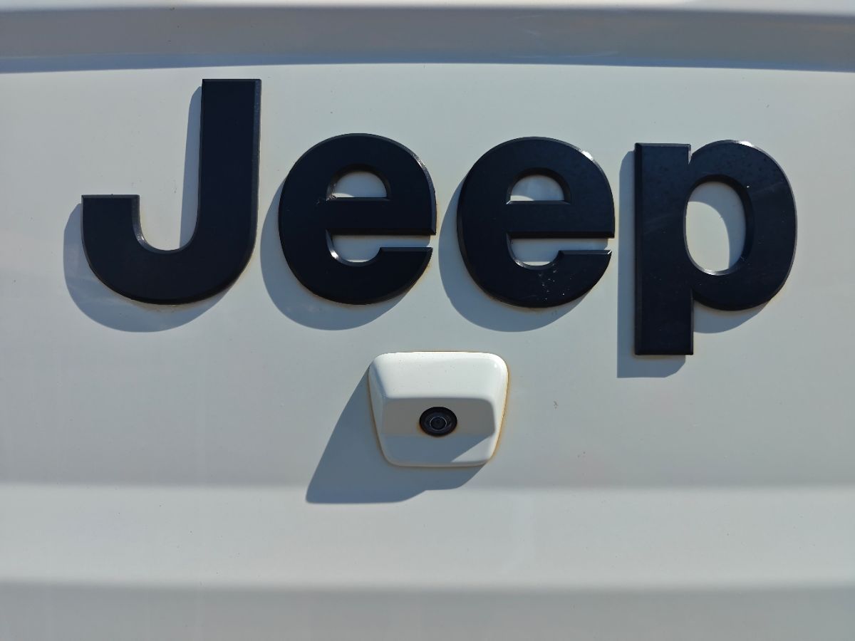 Jeep Gladiator photo 13