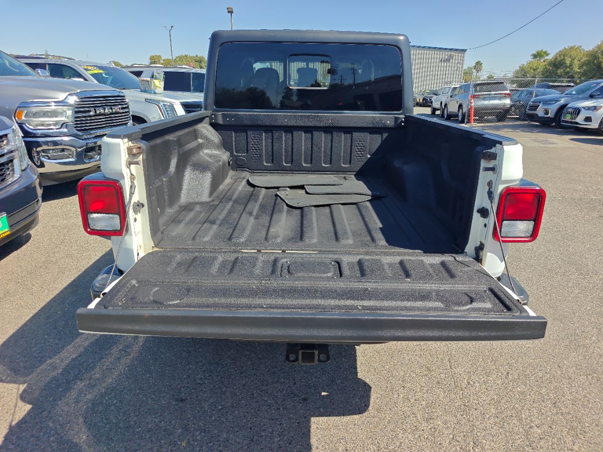 Jeep Gladiator photo 14