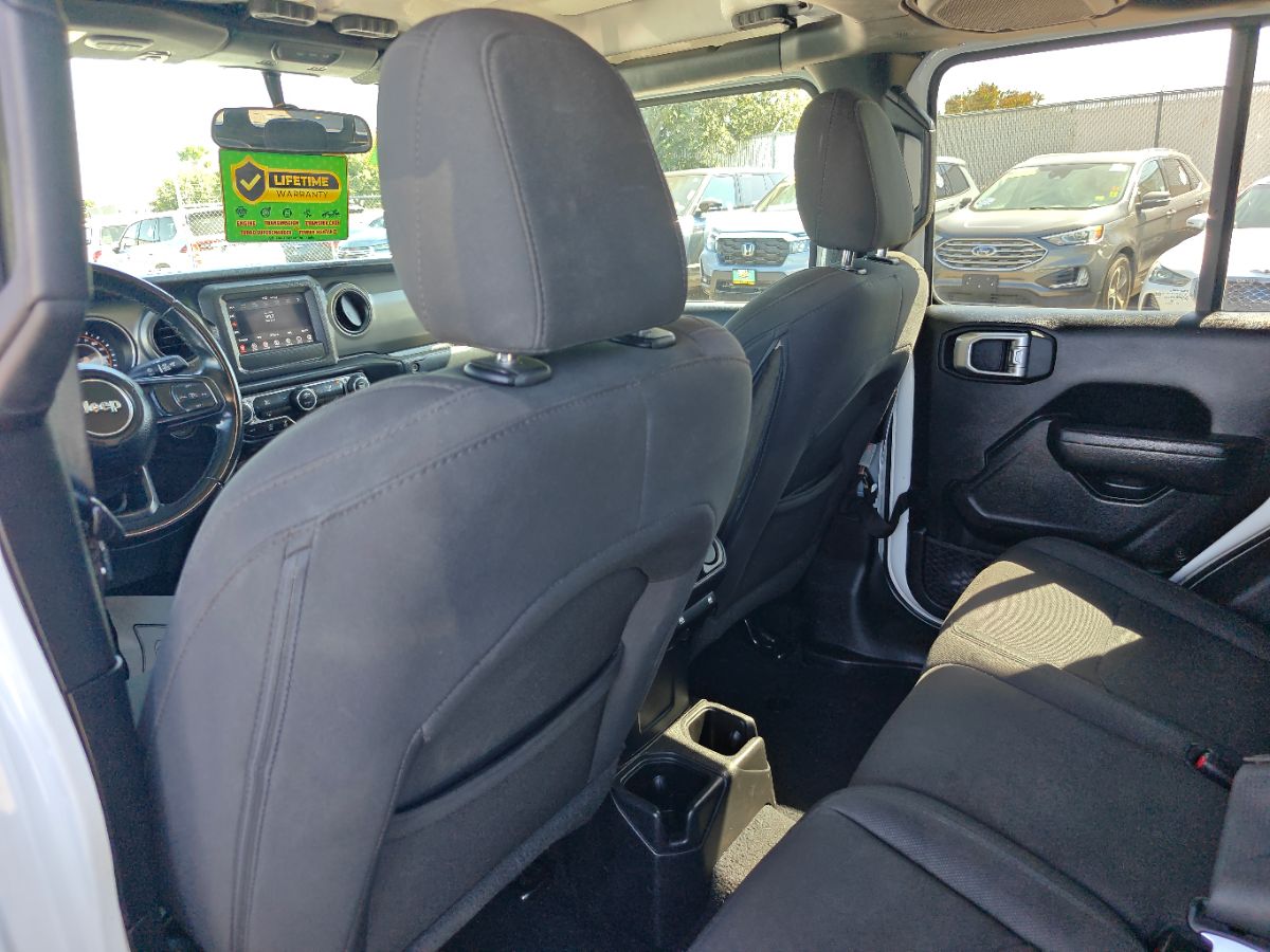 Jeep Gladiator photo 18