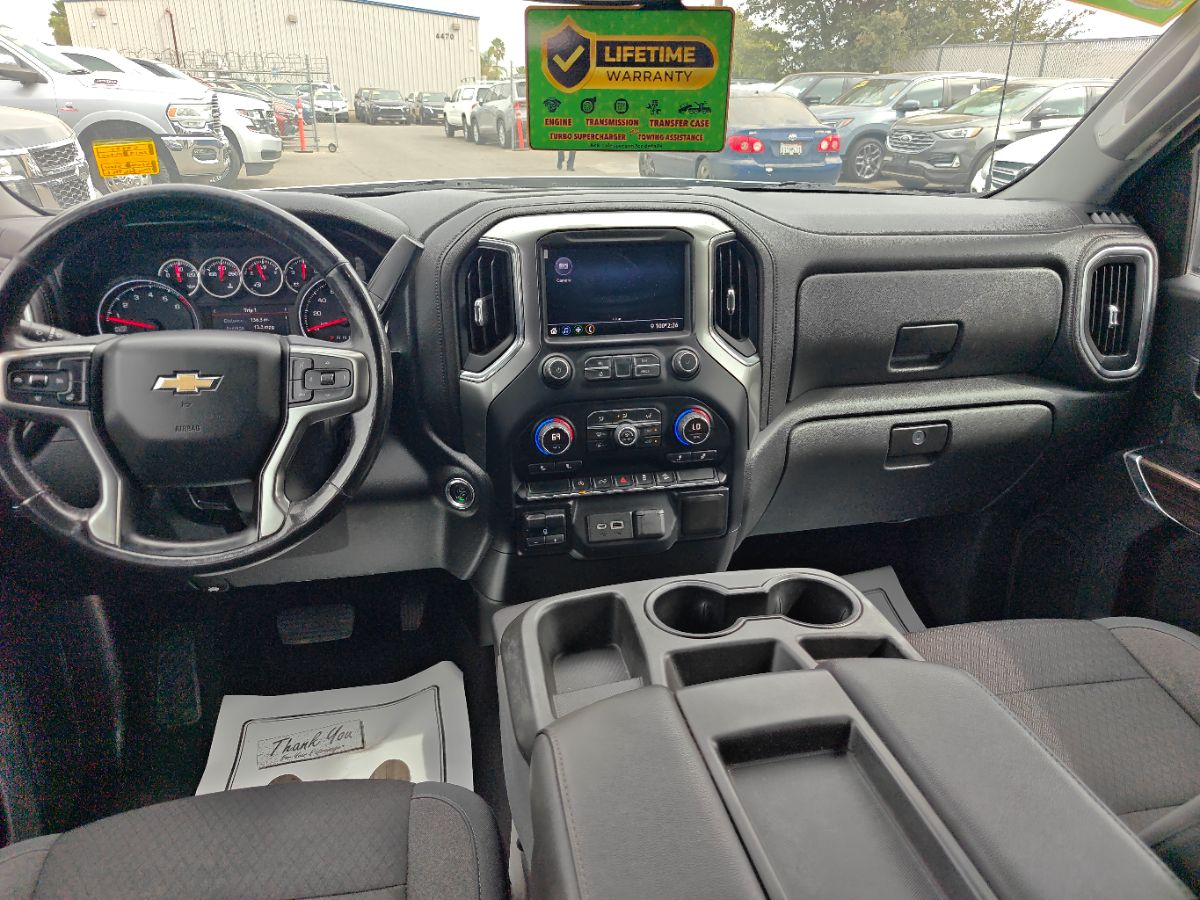 Chevrolet Silverado photo 19
