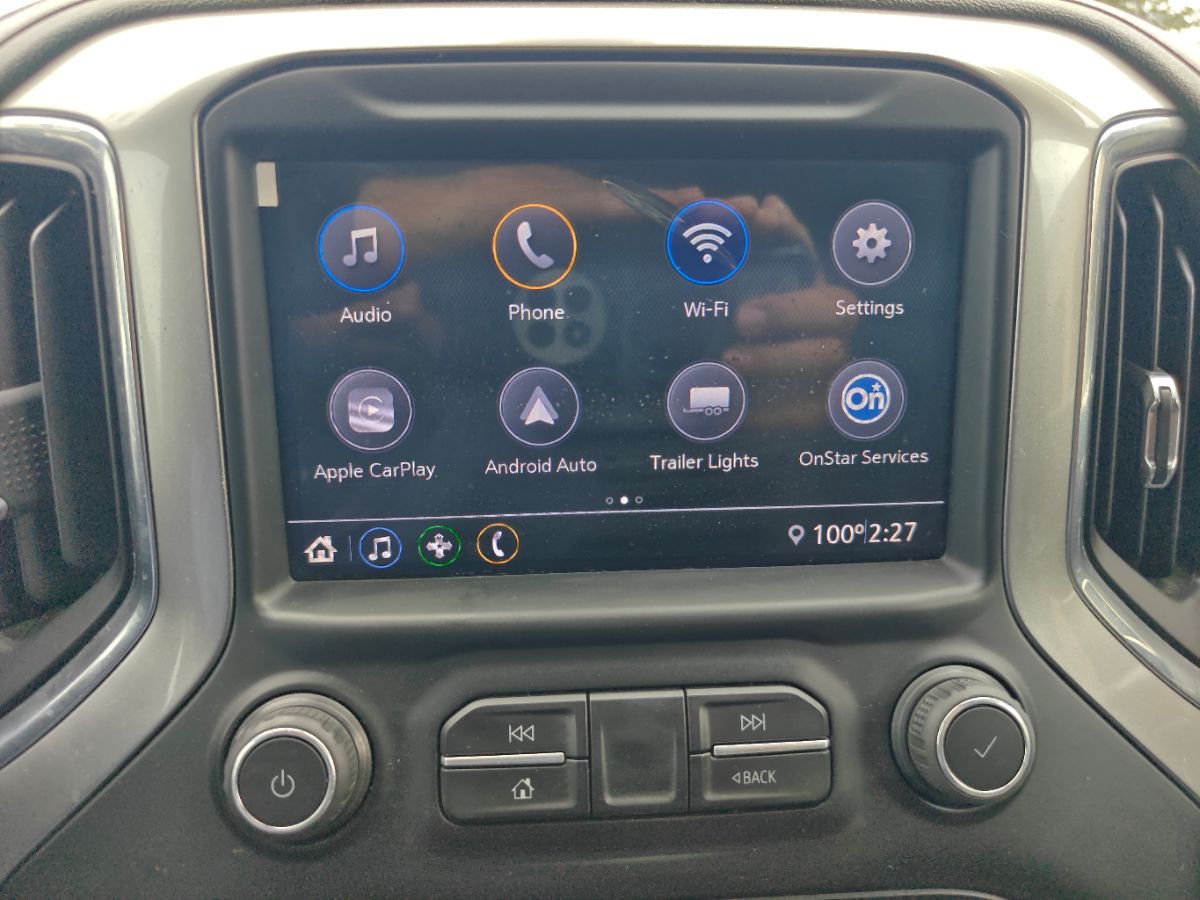 Chevrolet Silverado photo 29
