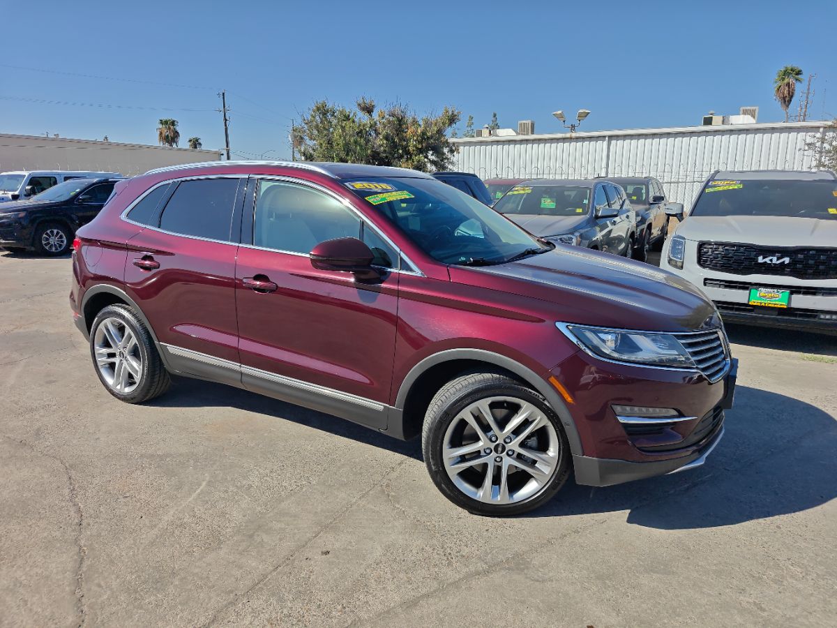 Lincoln MKC photo 2