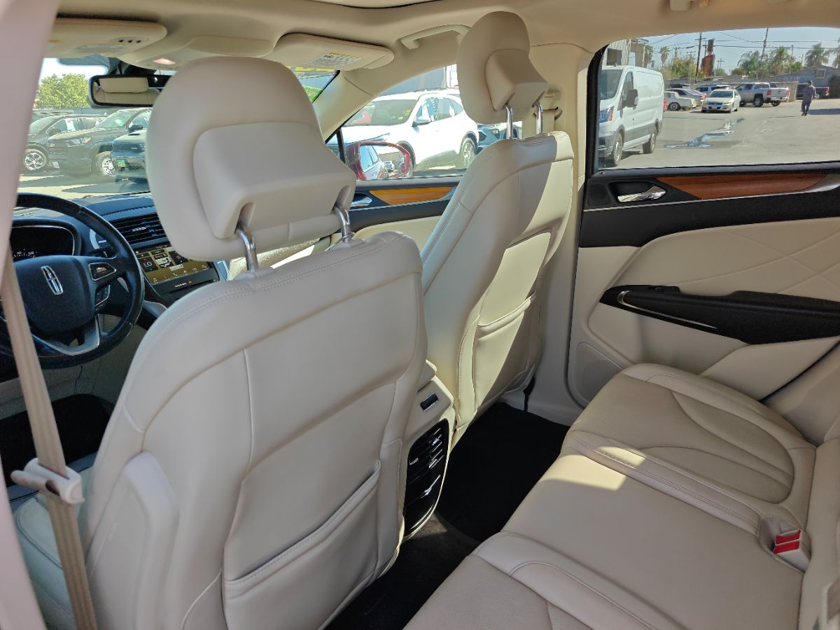 Lincoln MKC photo 19