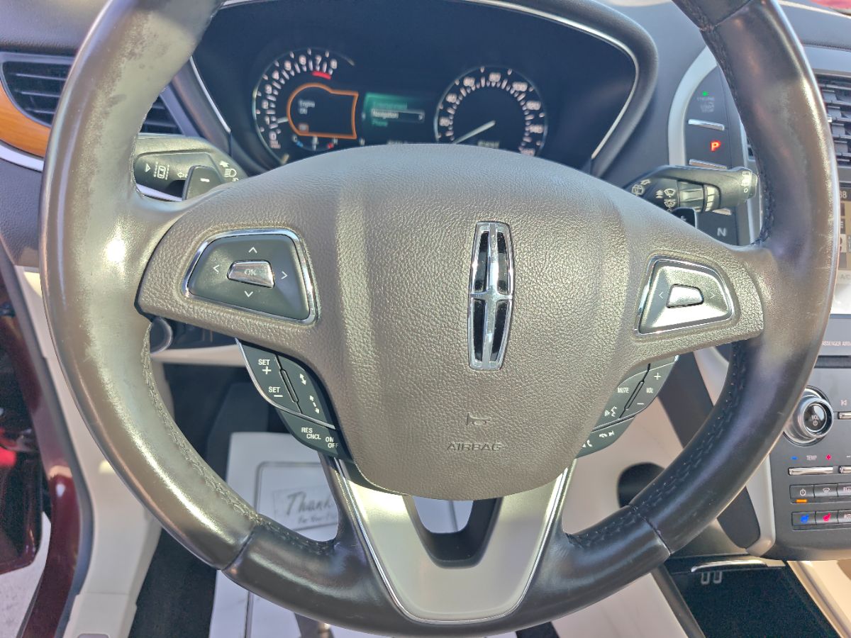Lincoln MKC photo 29