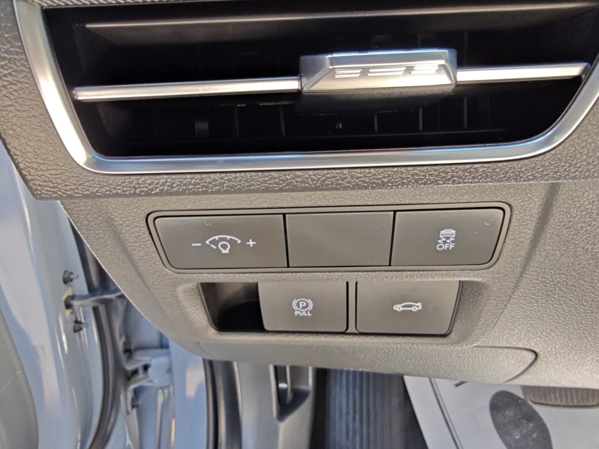 Hyundai Sonata photo 24