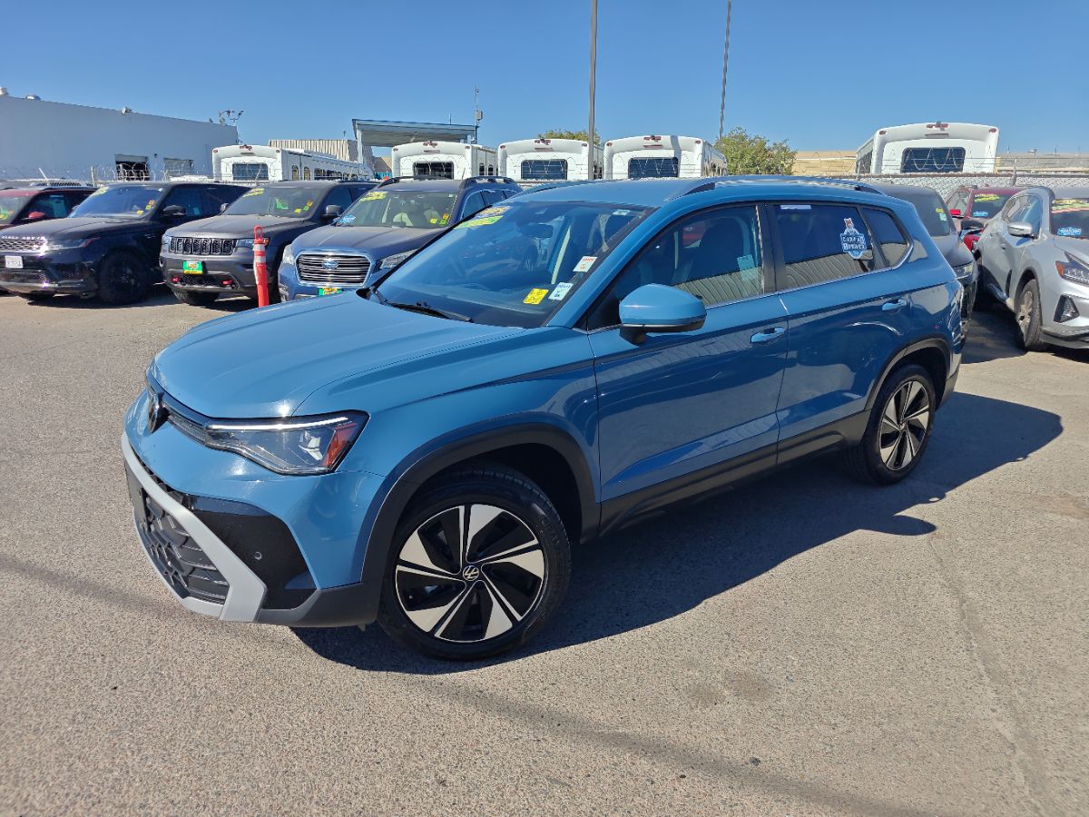 Volkswagen Taos photo 5