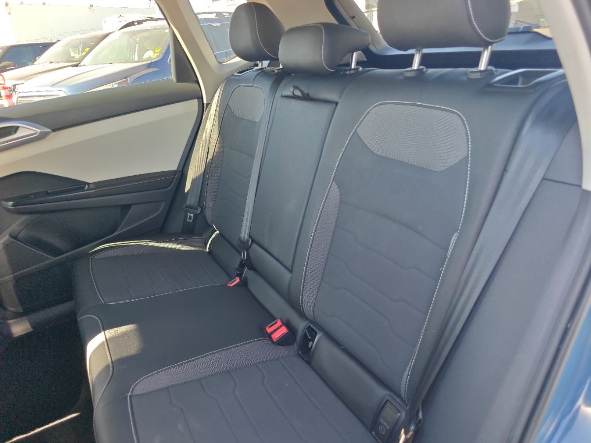 Volkswagen Taos photo 17