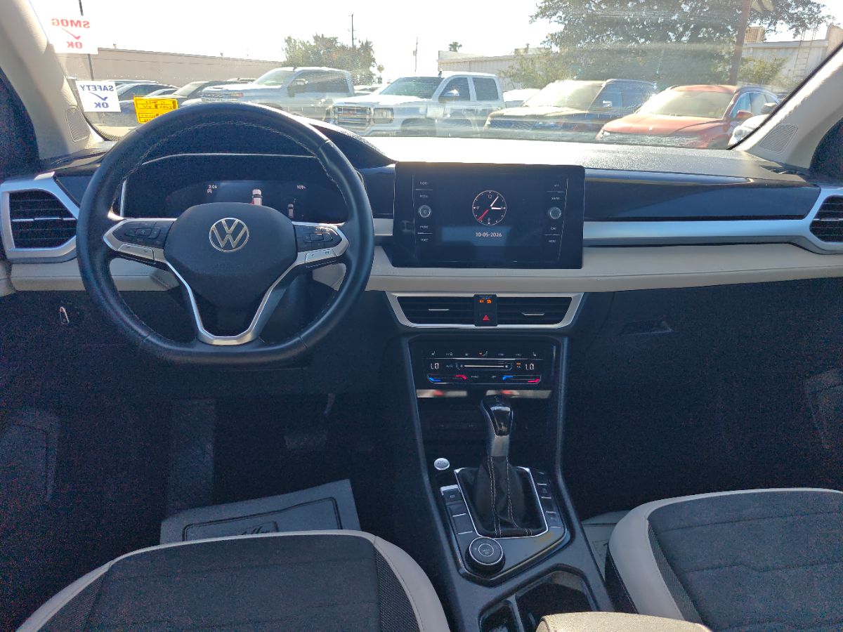 Volkswagen Taos photo 19